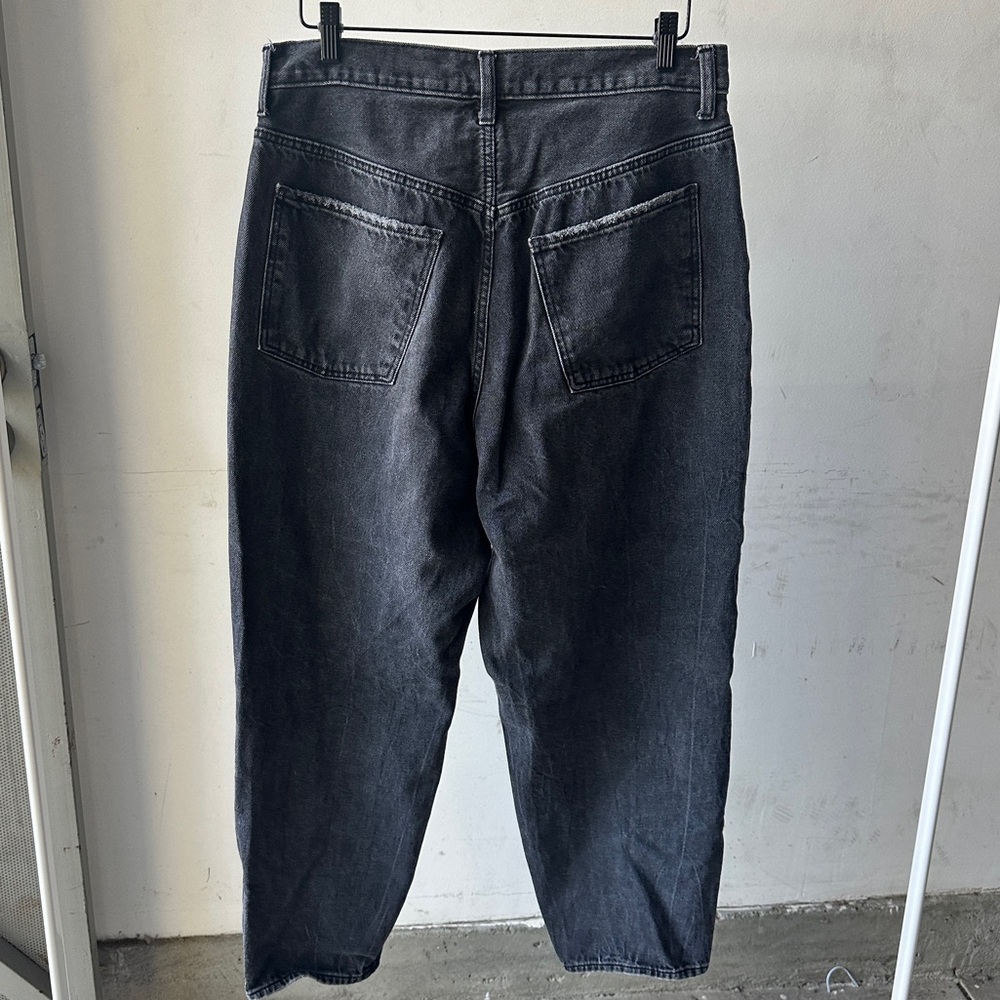 Old Navy Charcoal Extra Hi-Rise Balloon Jeans - Picture 5 of 6